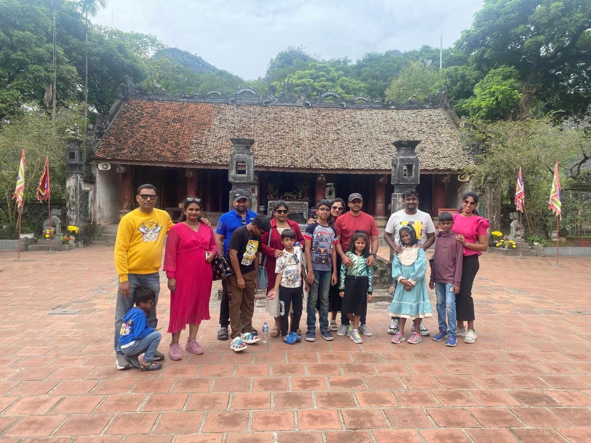 Truong Son Luxury Homestay ニンビン エクステリア 写真