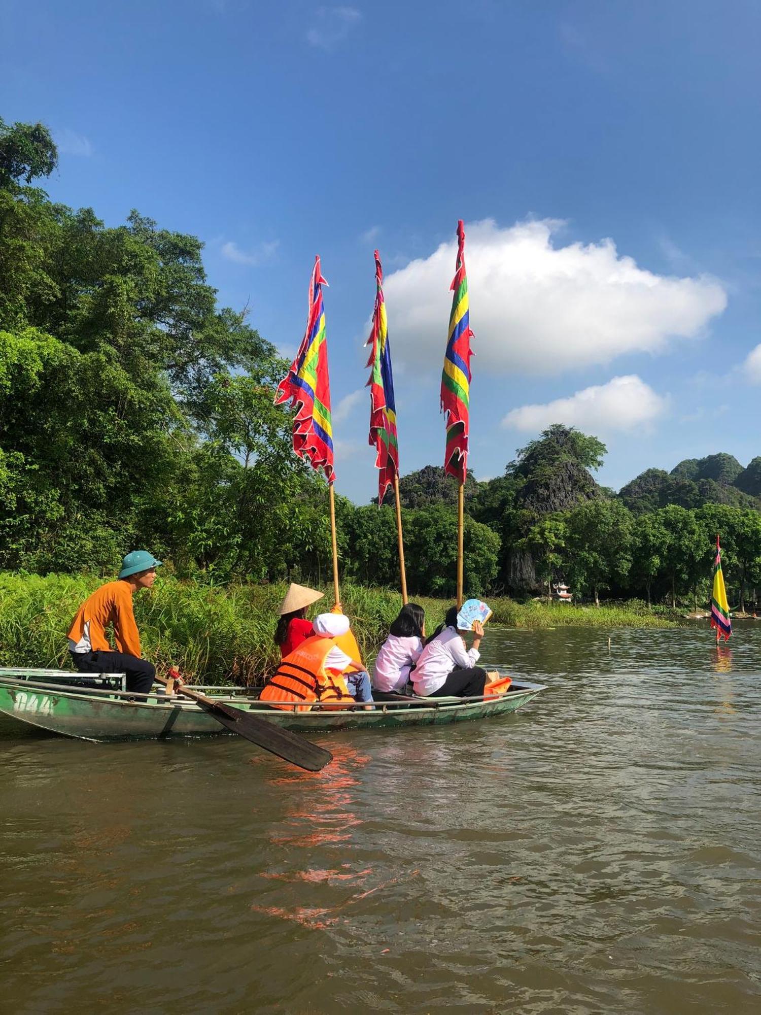 Truong Son Luxury Homestay ニンビン エクステリア 写真
