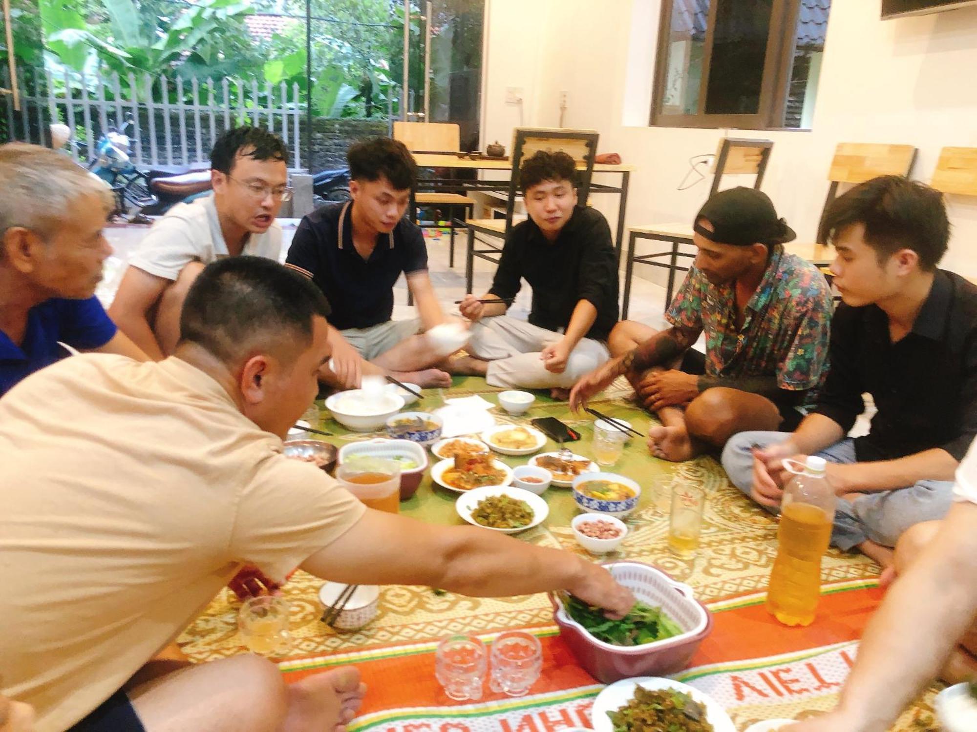 Truong Son Luxury Homestay ニンビン エクステリア 写真